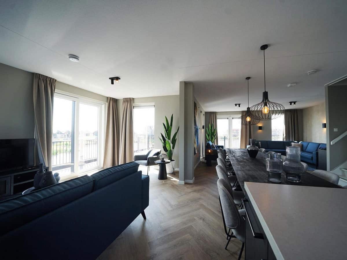 Impressie van de inrichting van appartement De Hanze 12 voor 12 personen op EuroParcs De IJssel Eilanden in Kampen
