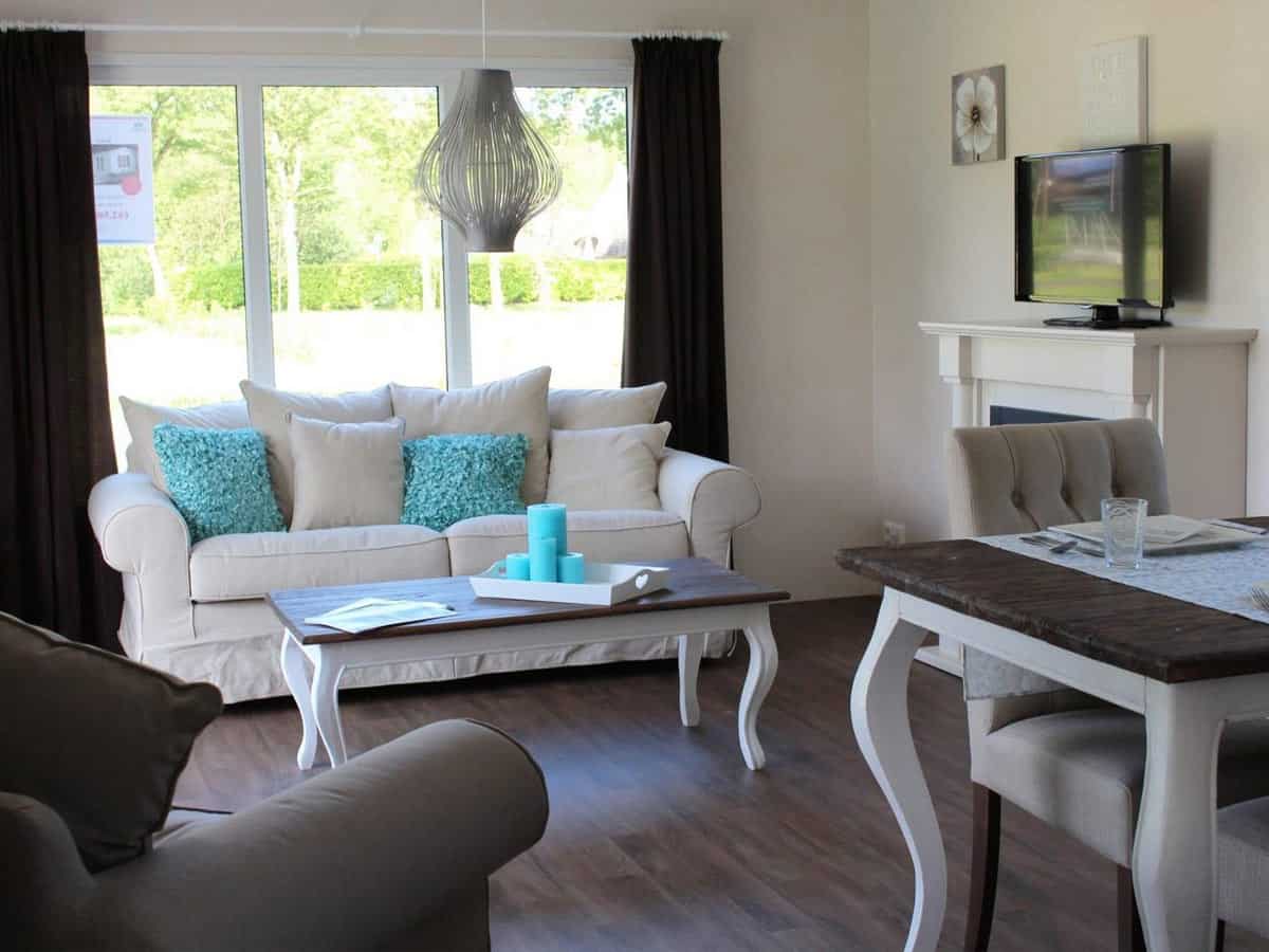 Impressie van de inrichting van chalet Berkel 4 voor 4 personen op EuroParcs Reestervallei in IJhorst