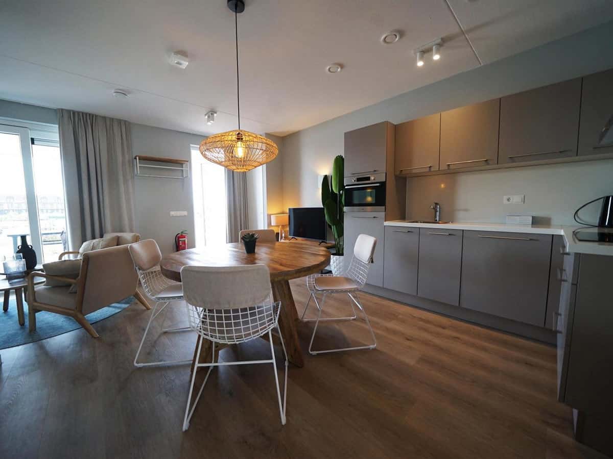 Impressie van de inrichting van appartement De Scheepswerf 4 voor 4 personen op EuroParcs De IJssel Eilanden in Kampen