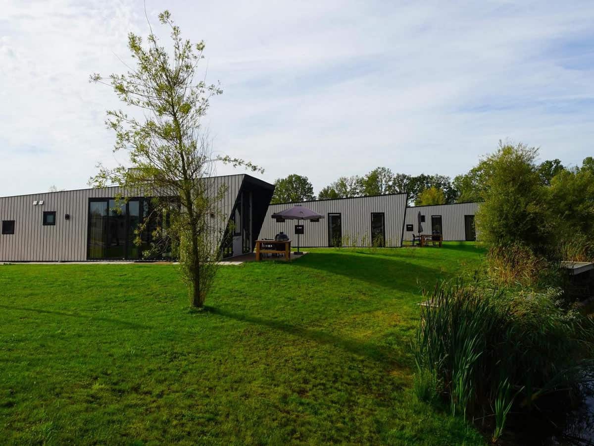 Impressie van chalet Just Nature 4, een vakantiehuis in Kampen voor 4 personen op EuroParcs De IJssel Eilanden in Overijssel