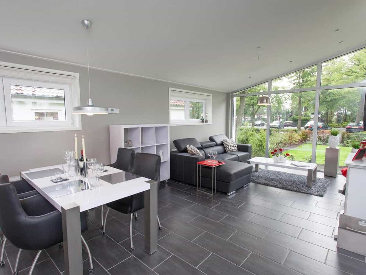 Impressie van de inrichting van chalet Pavilion 6 voor 6 personen op EuroParcs Reestervallei in IJhorst