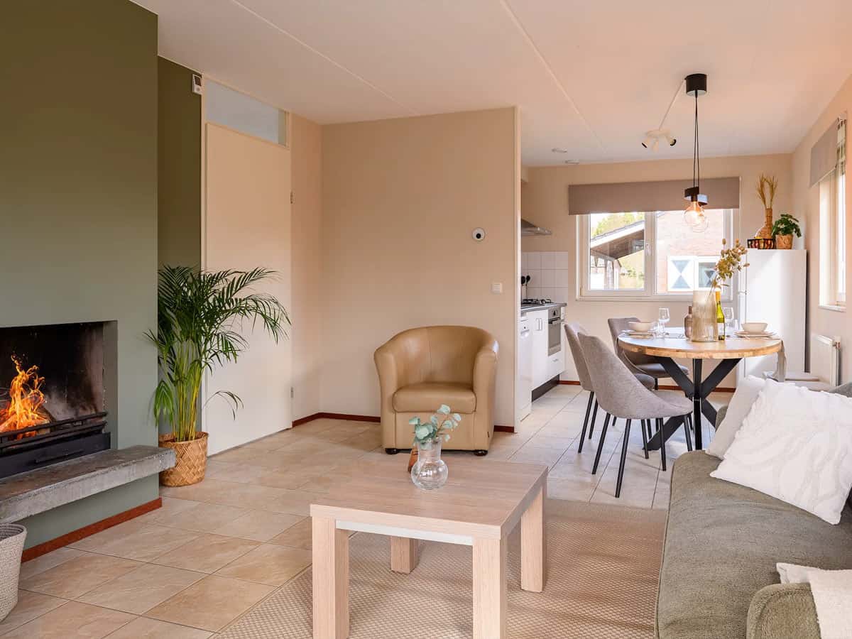Impressie van de inrichting van het vakantiehuis voor 6 personen, Comfort 6, op Summio Bosparc De Hoevenaer in Hoeven
