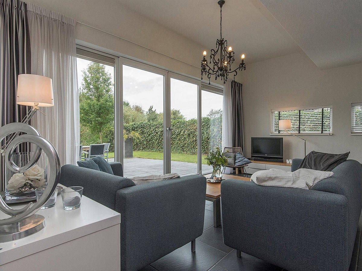 Impressie van de inrichting van villa Oeverzwaluw voor 6 personen, op Harderwold Villa Resort in Zeewolde